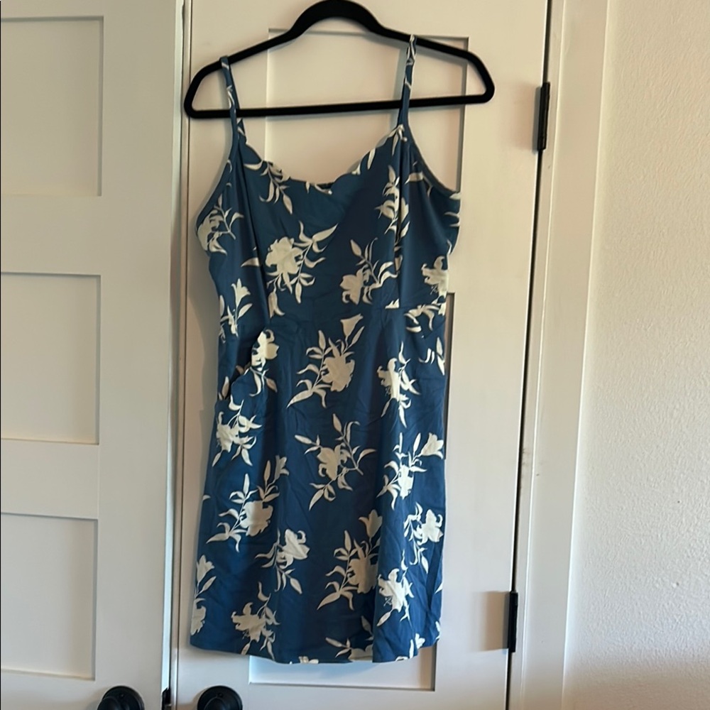 Blue Floral Slip Dress w Pockets